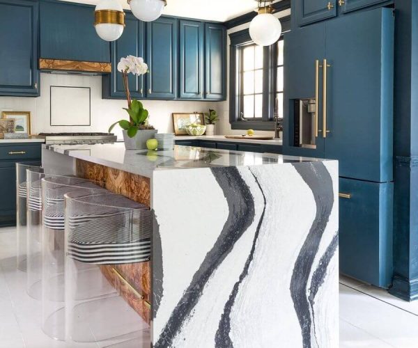 1 Bold-Dark-Teal-Cabinets-in-Glam-Kitchen-with-panda-marble-island-via-@jewelmarlowe